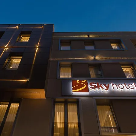 Sky 호텔 4*